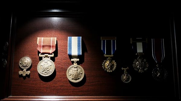 Top médailles et distinctions militaires à ne pas ignorer